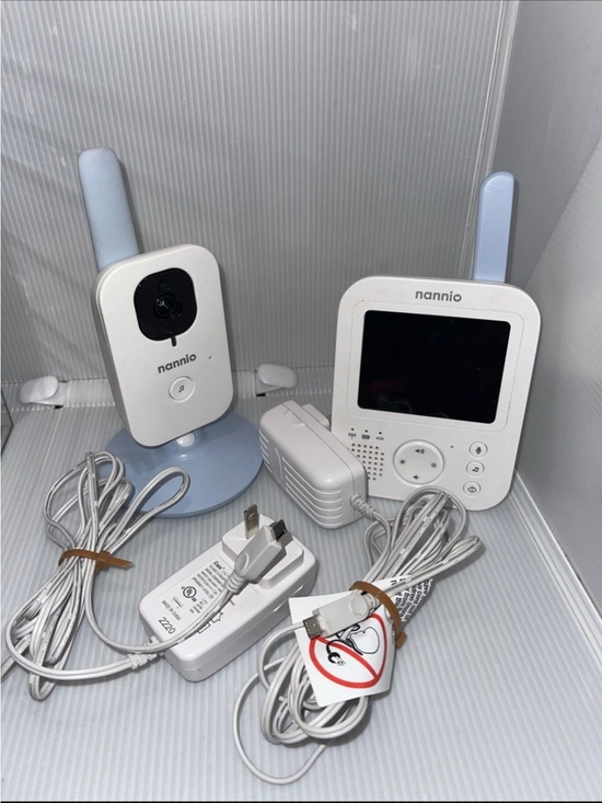 Other - Nannio Baby Monitor  Model D-VM2600 Audio Video Baby Monitor